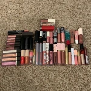 Huge Lippie Bundle